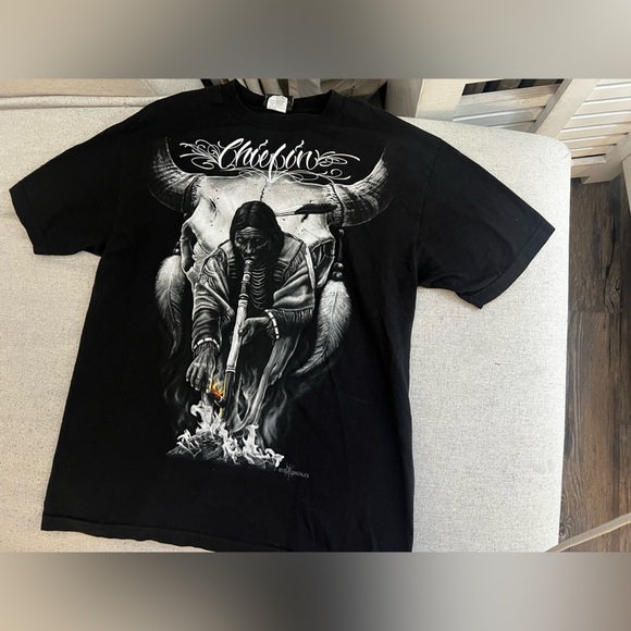 David Gonzales Men's Chiefin Native American Indian DGA Art T Shirt- size L - Picture 2 of 6